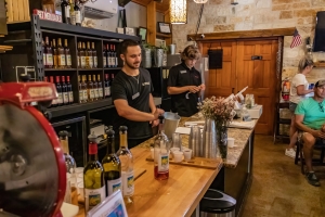 How to Choose the Best Wine Club in San Antonio: A Guide for Wine Enthusiasts